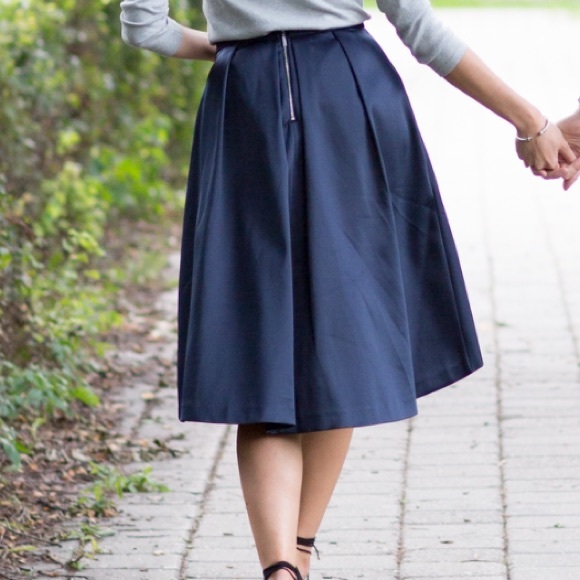 Dark navy blue formal semi-formal skirt - Picture 2 of 8
